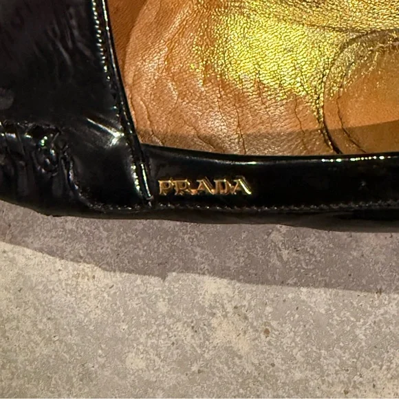Prada Patent Leather Moccasin Driving Loafers Black Flats Gold Logo Designer 6.5 - Picture 6 of 9